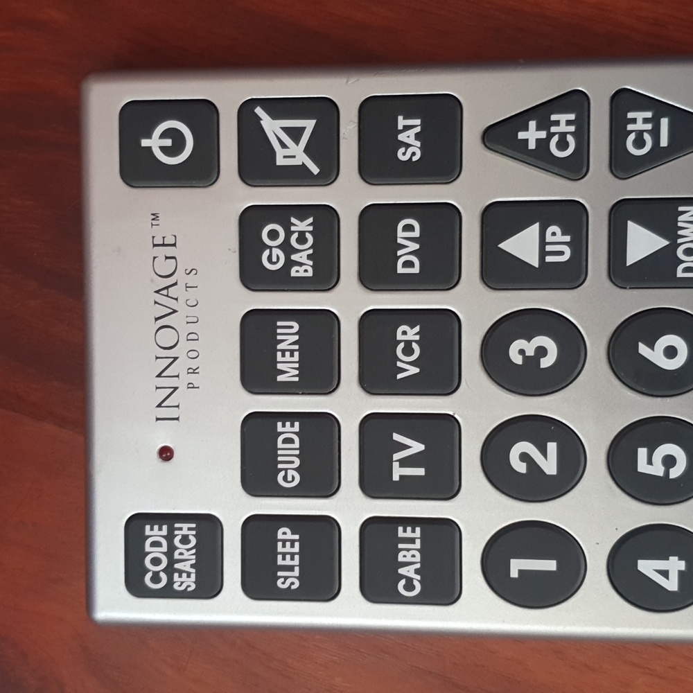 Innovage Jumbo Universal Remote Control Works - Picture 2 of 2